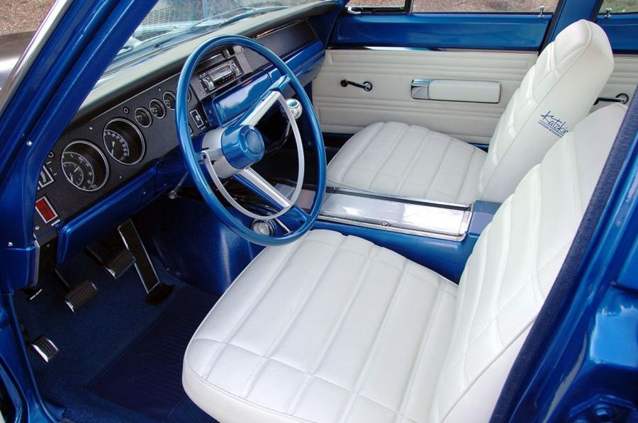  Plymouth GTX 440 Six Pack Wagon 1968 года  (фото 16 из 37)
